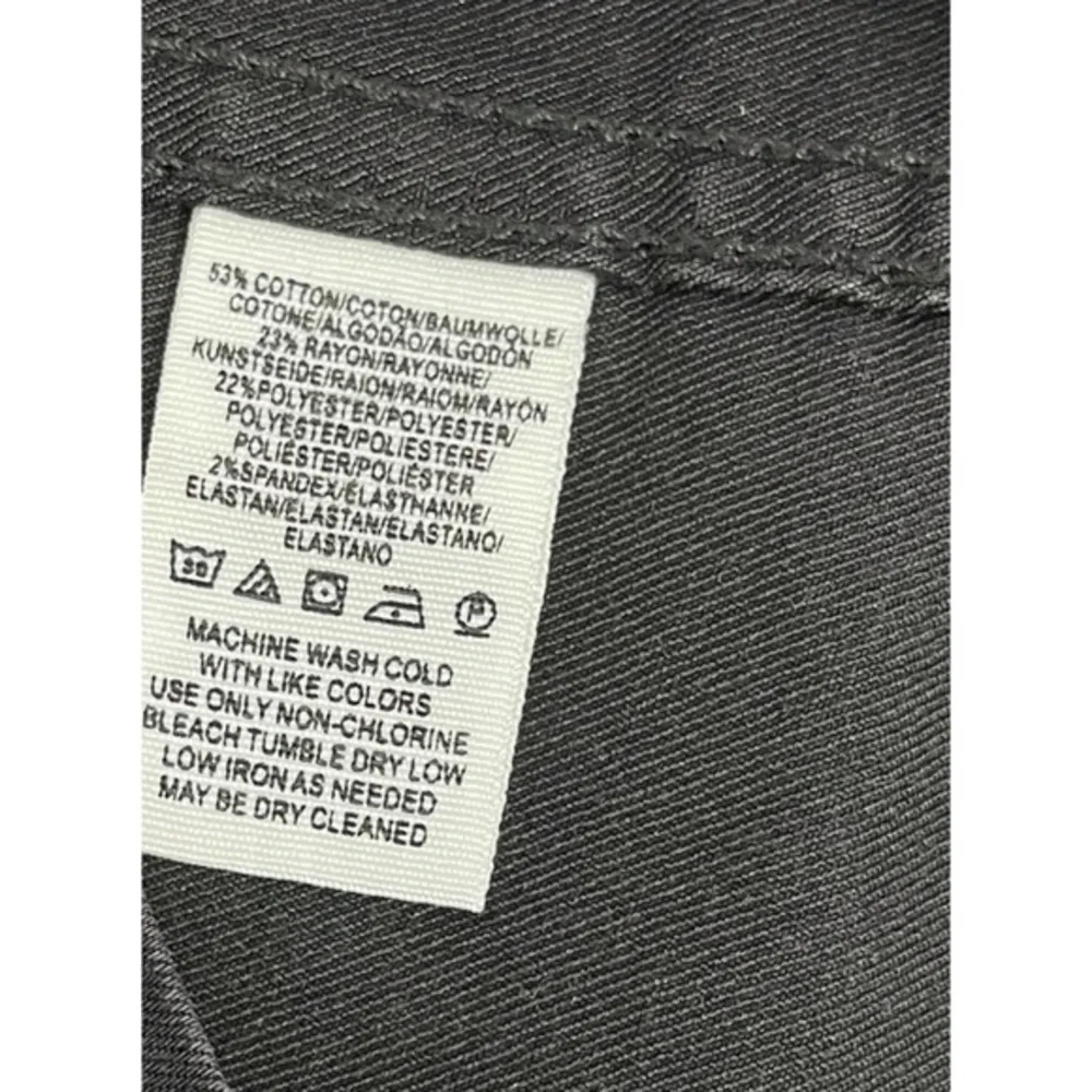 Free People this way
